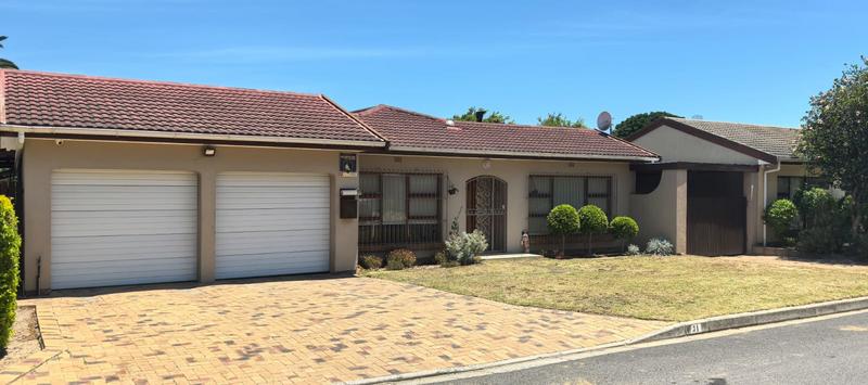 3 Bedroom Property for Sale in Morgenster Heights Western Cape